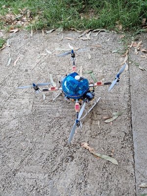 Drone Autocostruito