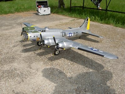Anteprima 1 di B 17 Liberty Belle