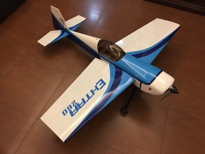 Extra 260
